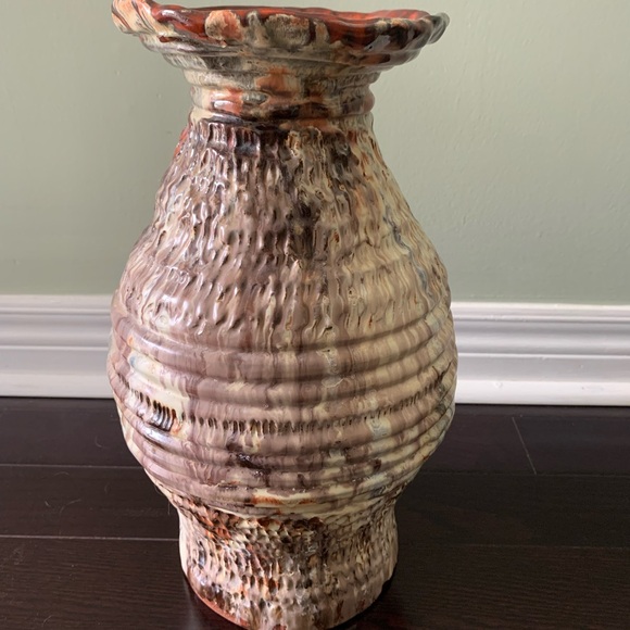 Vintage 1977 decorative handmade decorative distressed flower vase - Picture 3 of 5